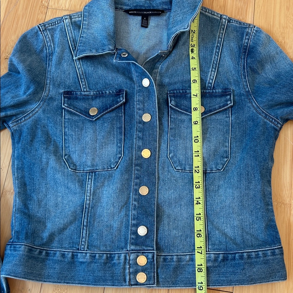 White House Black Market Blue Jean Jacket size Women’s 6 - Picture 8 of 8